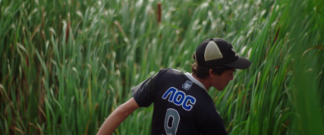 Los tiburones (2019)-poster