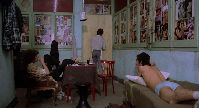 Los violadores del amanecer (1978)-poster