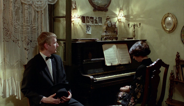 Maratonci trce pocasni krug (1982)-poster