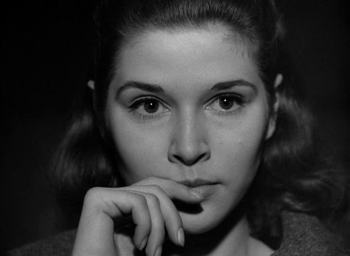 Masculine, Feminine: In 15 Acts (1966) Jean-Luc Godard, Jean-Pierre Léaud, Chantal Goya, Marlène Jobert-poster