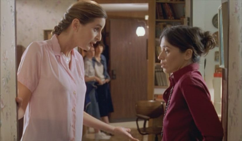 Medurat Hashevet / Campfire (2004) Joseph Cedar, Michaela Eshet, Hani Furstenberg, Moshe Ivgy, Drama-poster