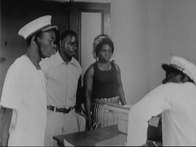 Mueda, Memory and Massacre (1981) Ruy Guerra, Romao Canapoquele, Filipe Gunoguacala, Mauricio Machimbuco-poster