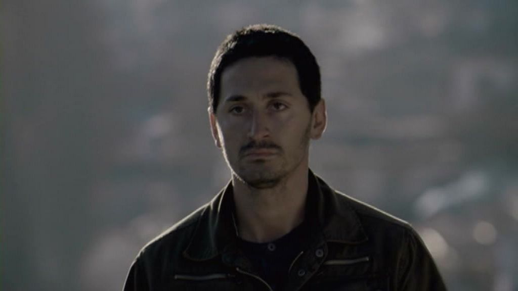 Bliss AKA Mutluluk (2007) Abdullah Oguz, Özgü Namal, Talat Bulut, Murat Han-poster