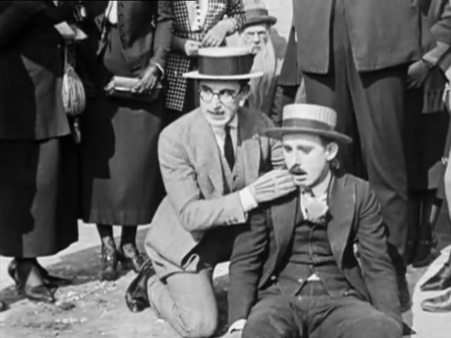 Never Weaken (1921) Fred C. Newmeyer, Harold Lloyd, Mildred Davis, Roy Brooks, Short, Comedy, Thriller-poster