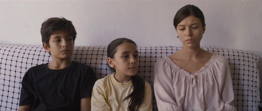 Riverbanks (2015) Panos Karkanevatos, Diamantis Adamantidis, Efi Drosou, Taxiarhis Hanos-poster