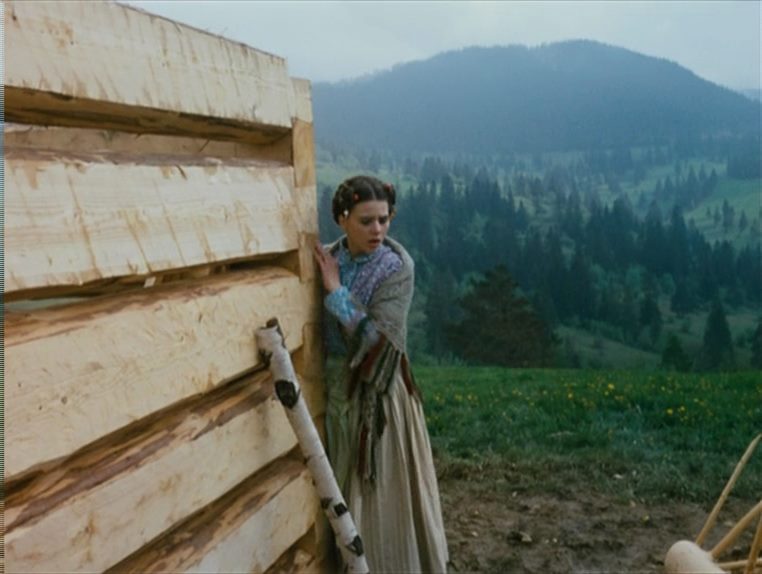 Perinbaba / The Feather Fairy (1985) Juraj Jakubisko, Giulietta Masina, Petra Vancíková, Tobias Hoesl, Comedy, Fantasy, Romance-poster