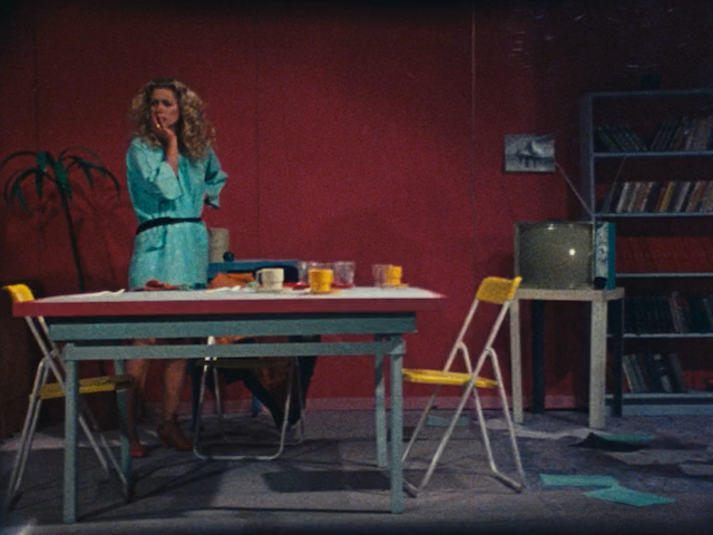 Presents (1981)-poster