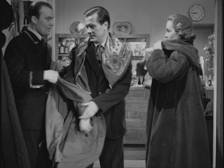 The Radio Commits a Burglary / Radio tekee murron (1951) Matti Kassila, Hannes Häyrinen, Ritva Arvelo, Kullervo Kalske-poster