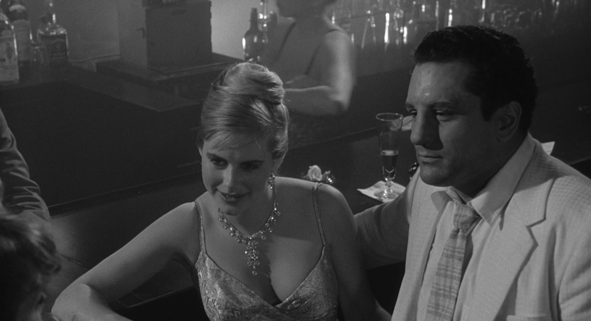 Raging Bull (1980) Martin Scorsese, Robert De Niro, Cathy Moriarty, Joe Pesci, Biography, Drama, Sport-poster