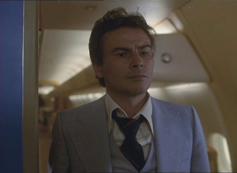 Raid on Entebbe (1976) Irvin Kershner, Peter Finch, Charles Bronson, Yaphet Kotto, Action, Drama, History-poster