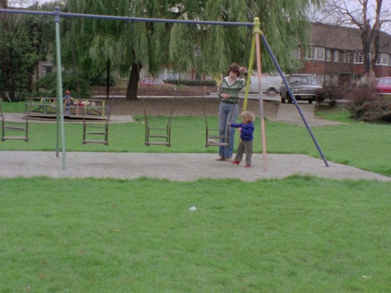 Riddles of the Sphinx (1977) Laura Mulvey, Peter Wollen, Dinah Stabb, Merdelle Jordine, Riannon Tise, Drama-poster