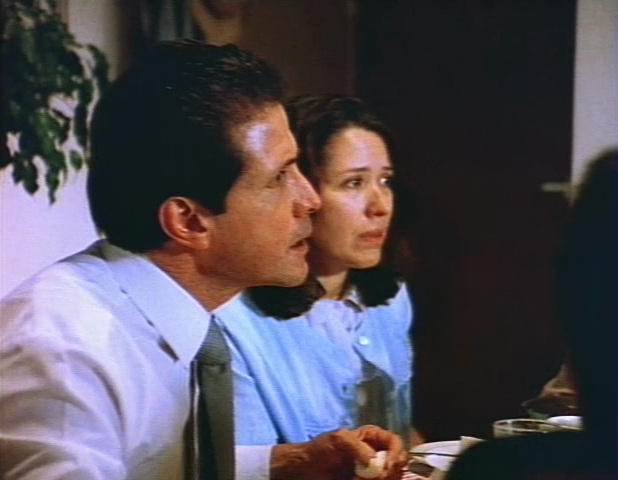 Rojo amanecer (1989) directed by Jorge Fons-poster