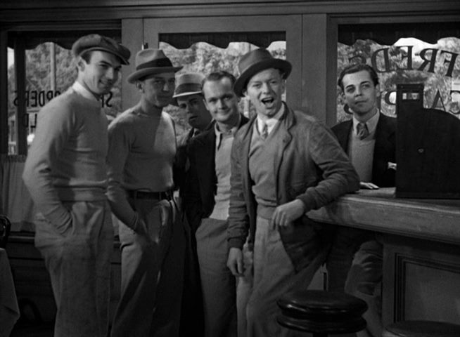 Shopworn (1932) Nick Grinde, Barbara Stanwyck, Regis Toomey, Zasu Pitts, Drama, Romance-poster