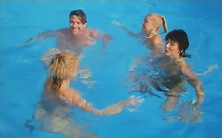 Slips fendus et porte-jarretelles (1987) | worldscinema.org-poster