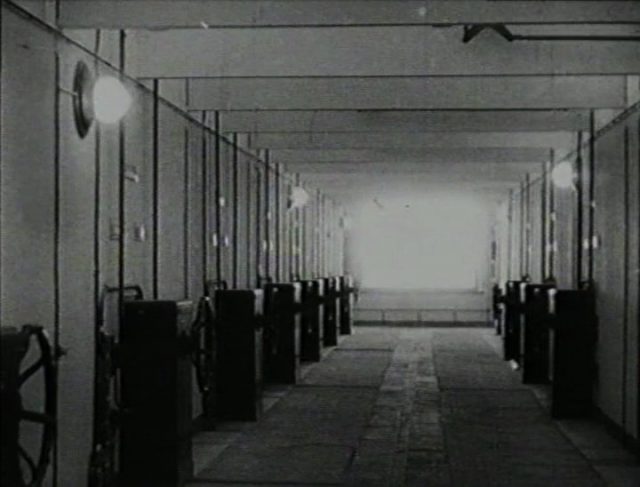 Lev Kuleshov - Sorok serdets AKA Forty Hearts (1930)-poster