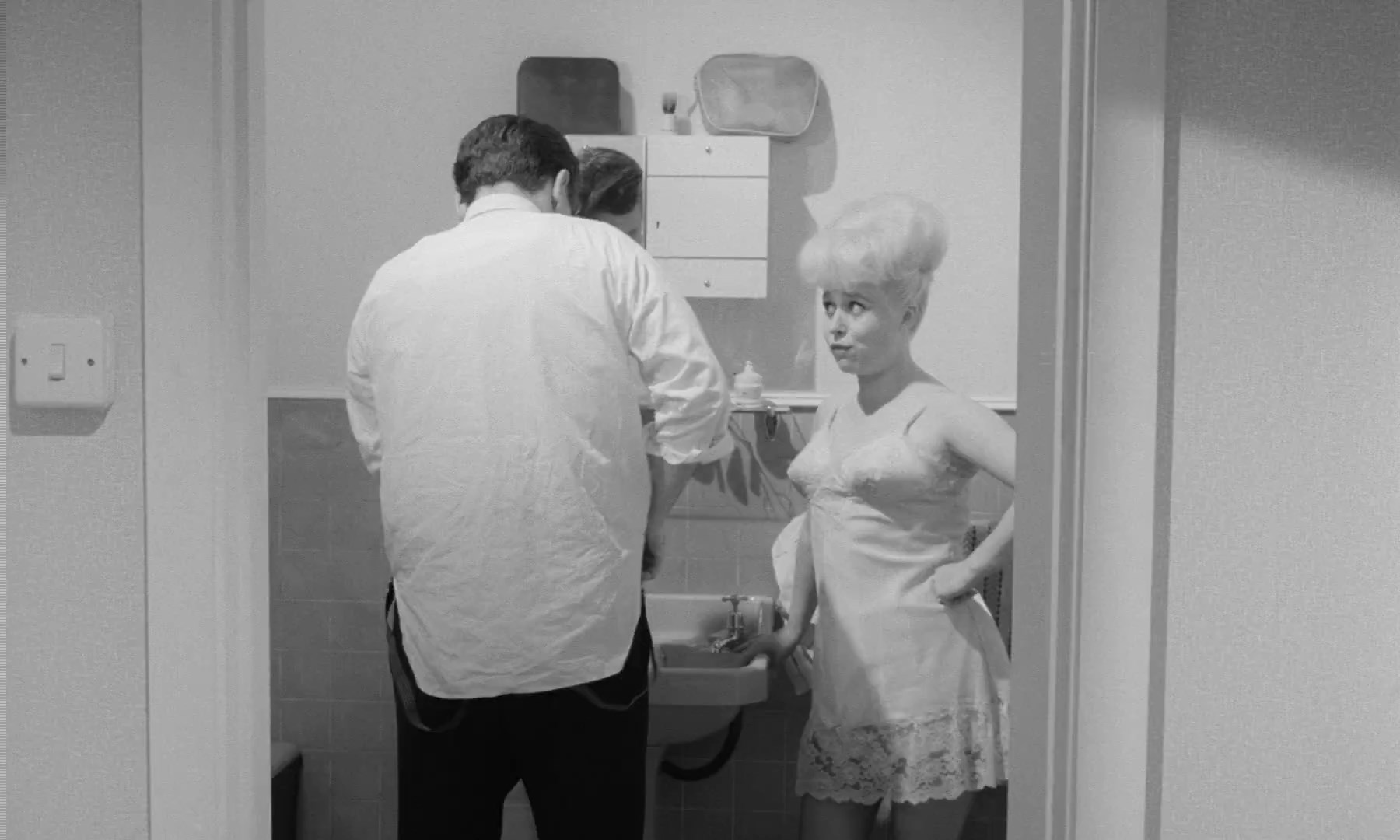 Sparrows Can’t Sing (1963)-poster