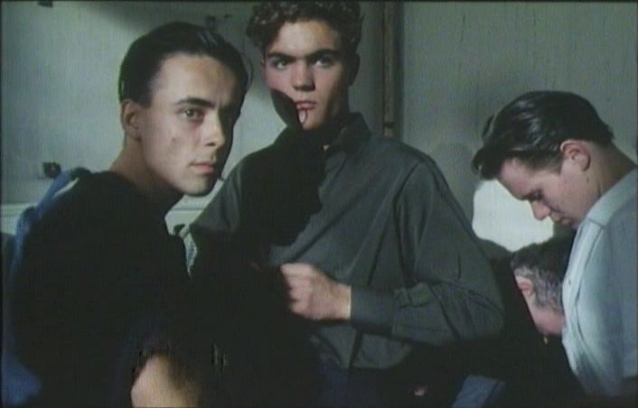 To Play or To Die / Spelen of sterven (1990) Frank Krom, Tjebbo Gerritsma, Simon Gribling, Joost Hienen-poster