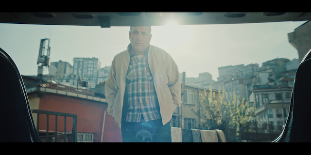 Stiletto 'A Pink Family Tragedy' (2021)-poster