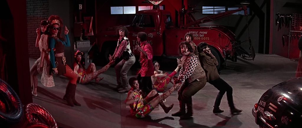 Sweet Charity (1969) Bob Fosse, Shirley MacLaine, John McMartin, Ricardo Montalban, Comedy, Drama, Music-poster