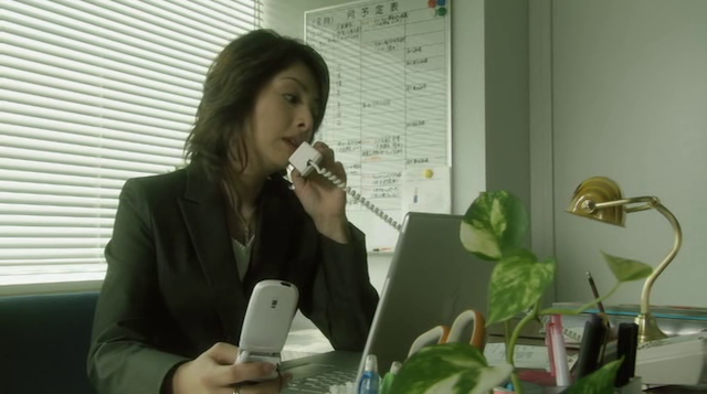 Tabi no Okurimono 0:00 Hatsu AKA Departing Osaka Station at 0:00 (2006) by Masaki Harada-poster