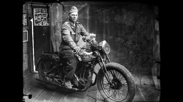 Tara moarta (2017) by Radu Jude-poster