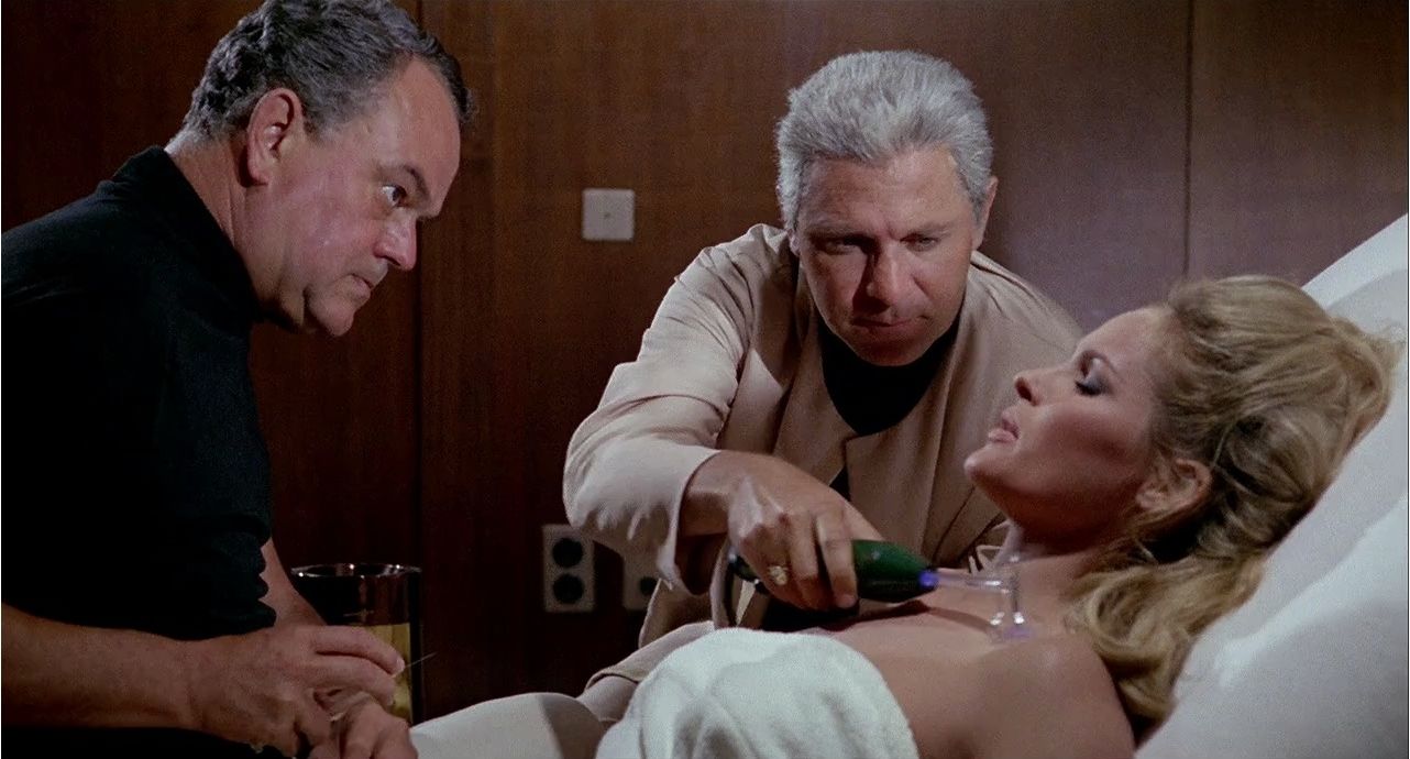 The 10th Victim AKA La decima vittima (1965) Elio Petri, Marcello Mastroianni, Ursula Andress, Elsa Martinelli-poster