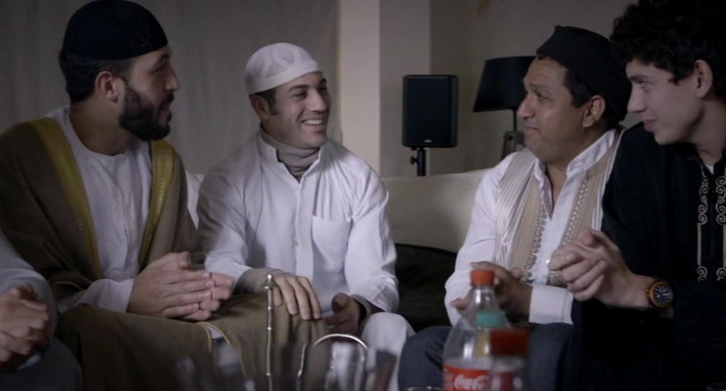 The Apostle AKA L’apôtre (2014) Cheyenne Carron, Norah Krief, Camille Lavabre, Laetitia Legrix-poster