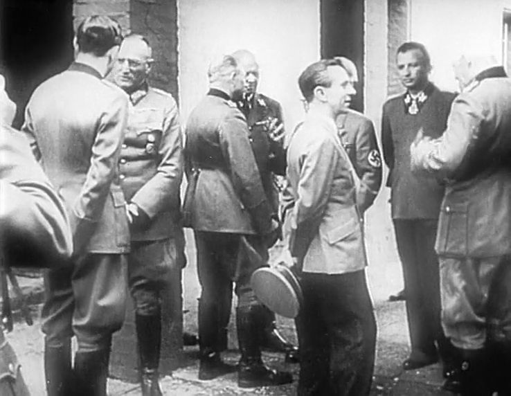 The Curse of the Swastika (1940) Roy de Groot, Bob Danvers Walker-poster