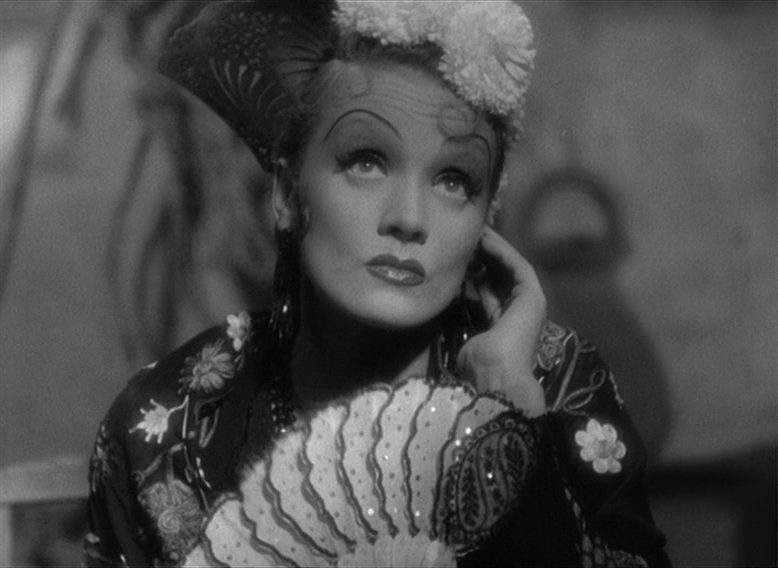 The Devil Is a Woman (1935) Josef von Sternberg, Marlene Dietrich, Lionel Atwill, Edward Everett Horton, Comedy, Drama, Romance-poster