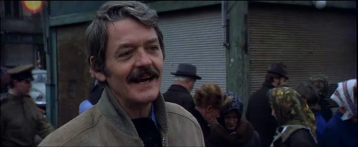 The Girl from Petrovka (1974) Robert Ellis Miller, Goldie Hawn, Hal Holbrook, Anthony Hopkins, Comedy, Drama, Romance-poster