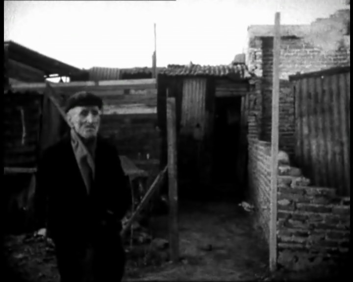 The Hour of the Furnaces AKA La hora de los hornos (1968) Octavio Getino, Fernando E. Solanas, María de la Paz, Edgardo Suárez-poster