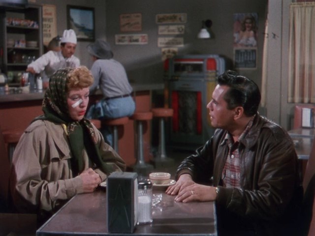 The Long, Long Trailer (1953) Vincente Minnelli, Lucille Ball, Desi Arnaz, Marjorie Main, Comedy, Romance-poster