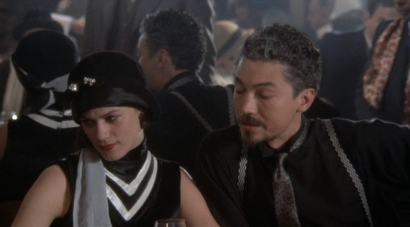 The Moderns (1988) Alan Rudolph, Keith Carradine, Linda Fiorentino, Wallace Shawn, Comedy, Drama, Romance-poster