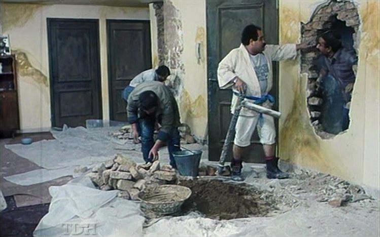 Ejareh-Nesheenha / The Lodgers / The Tenants (1986) Dariush Mehrjui, Akbar Abdi, Ezzatolah Entezami, Farimah Farjami, Comedy, Drama-poster