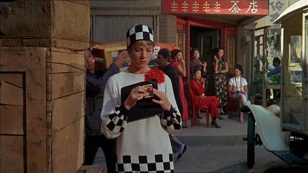 Thoroughly Modern Millie (1967) George Roy Hill, Julie Andrews, James Fox, Mary Tyler Moore, Comedy, Musical, Romance-poster