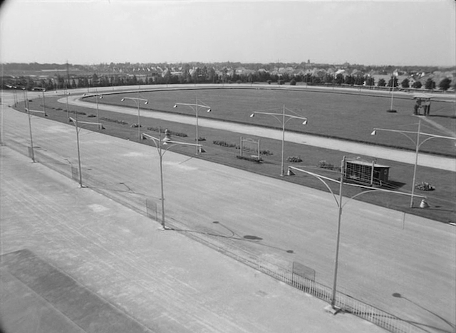 Detten Schleiermacher - Trab Trab aka Trot Trot (1959)-poster