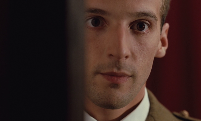 Jacques Audiard - Un héros très discret AKA A Self-Made Hero (1996)-poster