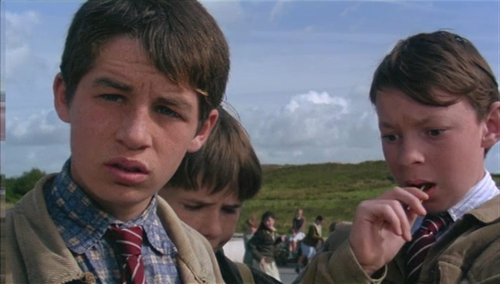 War of the Buttons (1994) John Roberts, Gregg Fitzgerald, Gerard Kearney, Darragh Naughton, Adventure, Drama, Family-poster