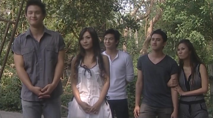 Waree (2011) Nokon Withurat, Chutikan Wanthong, Hasaya Charoenmak, Khanita Ngamnonthong, Kachaphon Hasawaeng, Mystery, Erotic-poster