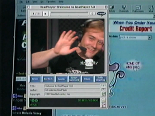 We Live in Public (2009)-poster