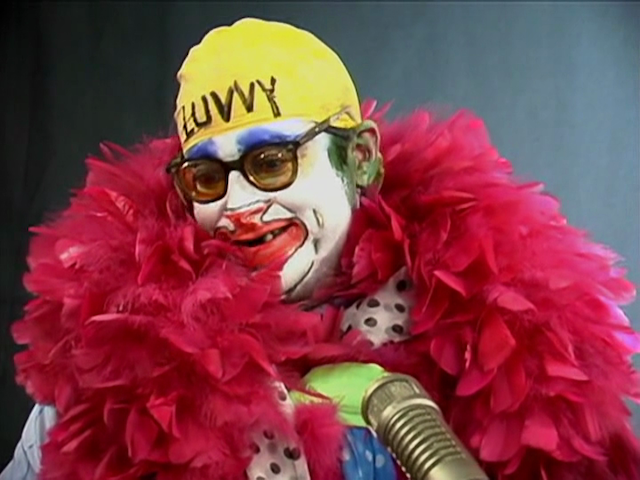 We Live in Public (2009)-poster