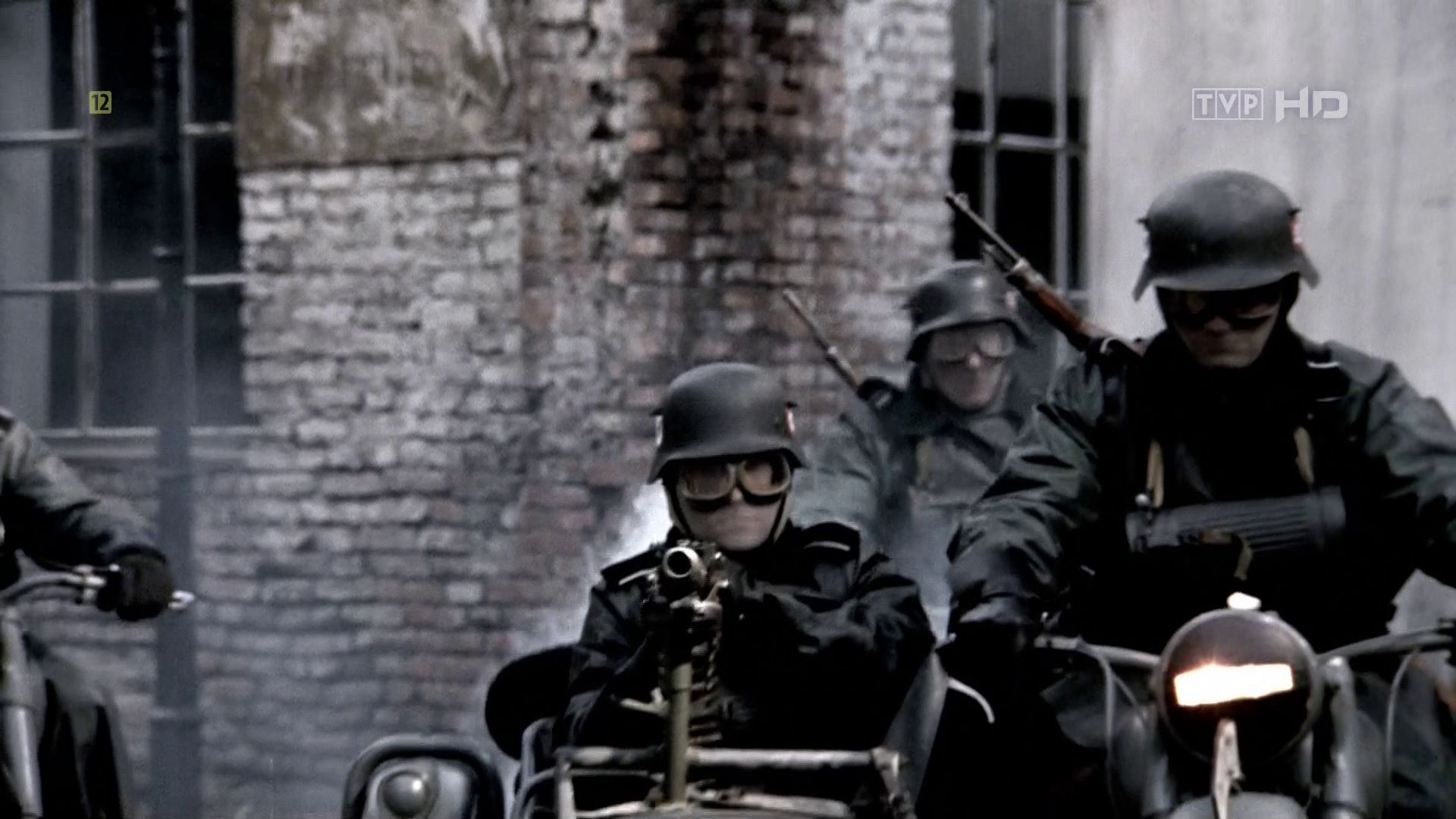 Holy Week AKA Wielki tydzien (1995) Andrzej Wajda, Beata Fudalej, Wojciech Malajkat, Magdalena Warzecha-poster