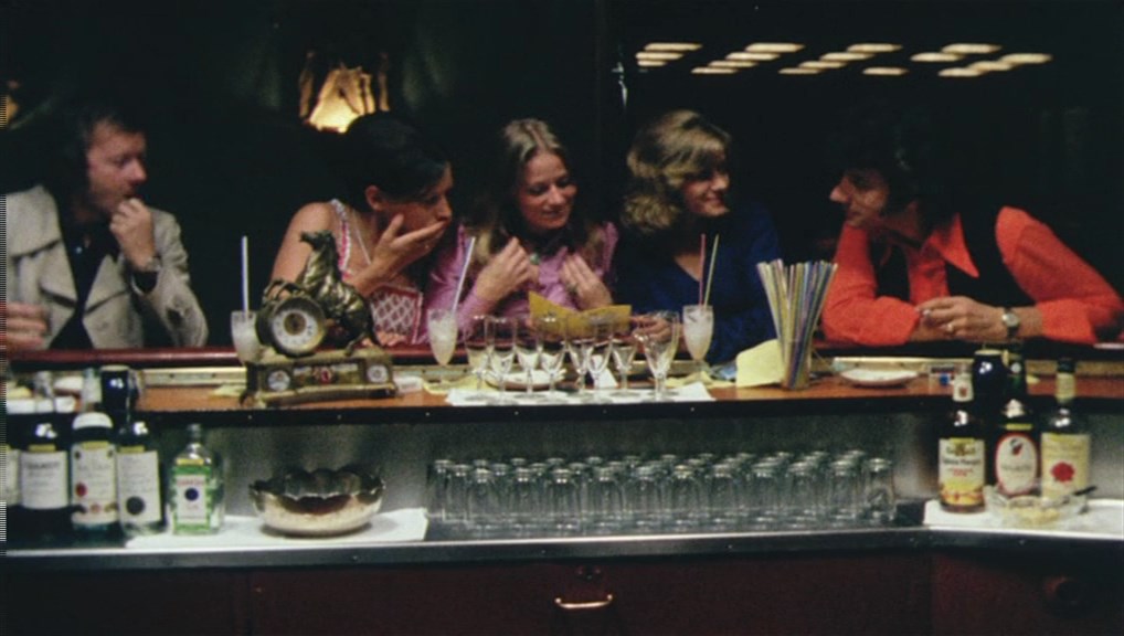 Wives (1975) Anja Breien, Anne Marie Ottersen, Katja Medbøe, Frøydis Armand, Comedy, Drama-poster