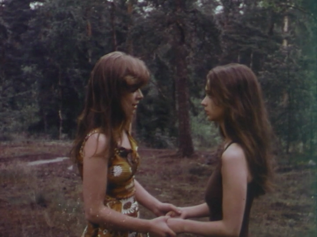 Young Playthings (1972) | Worldscinema | Download Free-poster