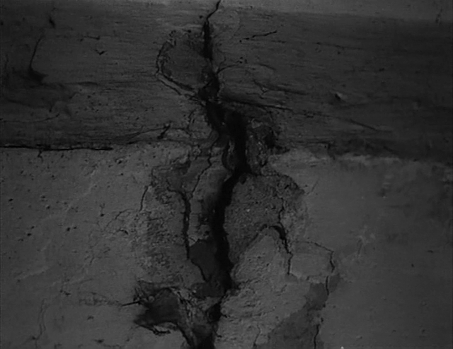 Jan Svankmajer - Zánik domu Usheru AKA Fall of the House of Usher (1982)-poster